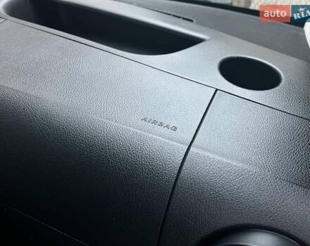 Белый Мерседес Вито, объемом двигателя 1.95 л и пробегом 247 тыс. км за 26550 $, фото 23 на Automoto.ua