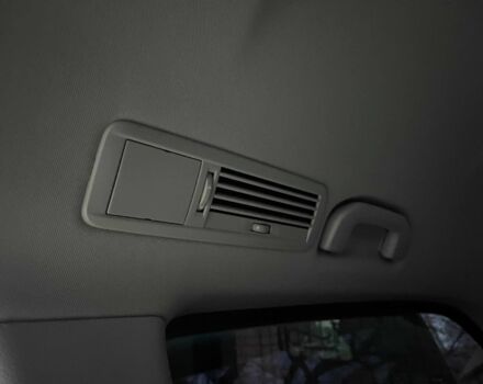 Білий Мерседес Віто, об'ємом двигуна 2 л та пробігом 237 тис. км за 26950 $, фото 20 на Automoto.ua