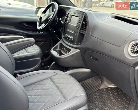 Белый Мерседес Вито, объемом двигателя 2.14 л и пробегом 241 тыс. км за 35500 $, фото 19 на Automoto.ua