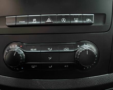 Білий Мерседес Віто, об'ємом двигуна 2 л та пробігом 237 тис. км за 26950 $, фото 13 на Automoto.ua