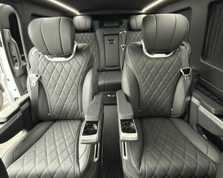 Белый Мерседес Вито, объемом двигателя 2.14 л и пробегом 241 тыс. км за 35500 $, фото 9 на Automoto.ua