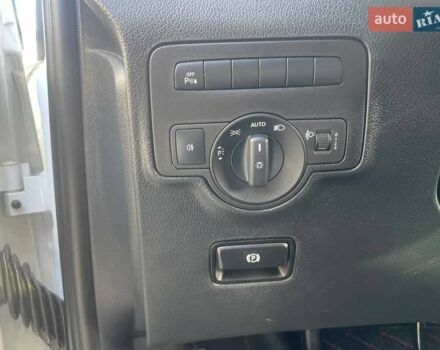 Белый Мерседес Вито, объемом двигателя 2.14 л и пробегом 182 тыс. км за 26500 $, фото 34 на Automoto.ua