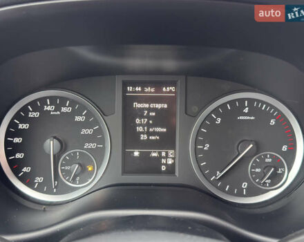 Белый Мерседес Вито, объемом двигателя 2.14 л и пробегом 241 тыс. км за 35500 $, фото 38 на Automoto.ua