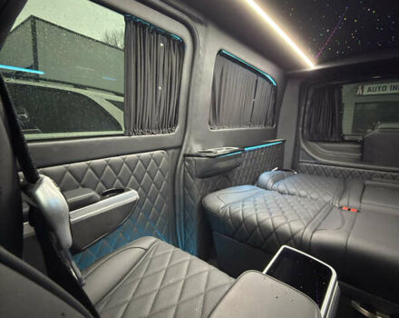 Белый Мерседес Вито, объемом двигателя 2.14 л и пробегом 241 тыс. км за 35500 $, фото 14 на Automoto.ua