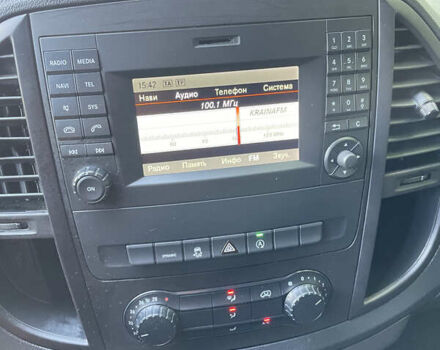 Белый Мерседес Вито, объемом двигателя 2.14 л и пробегом 221 тыс. км за 23000 $, фото 28 на Automoto.ua