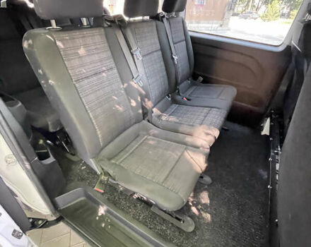 Белый Мерседес Вито, объемом двигателя 2.14 л и пробегом 221 тыс. км за 23000 $, фото 21 на Automoto.ua