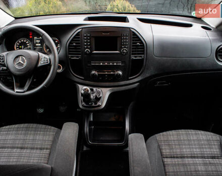 Білий Мерседес Віто, об'ємом двигуна 2.14 л та пробігом 182 тис. км за 27350 $, фото 28 на Automoto.ua