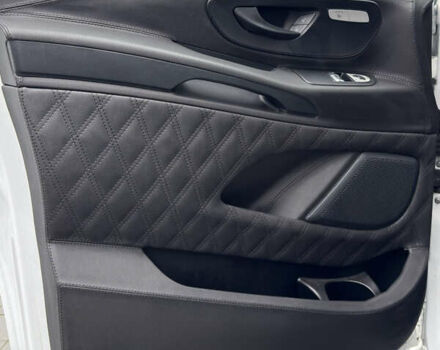 Белый Мерседес Вито, объемом двигателя 2.14 л и пробегом 241 тыс. км за 35500 $, фото 20 на Automoto.ua