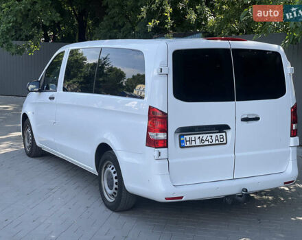 Белый Мерседес Вито, объемом двигателя 2.14 л и пробегом 221 тыс. км за 23000 $, фото 8 на Automoto.ua