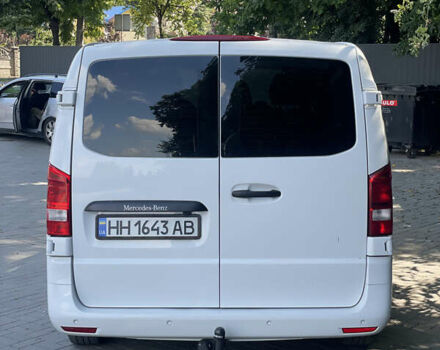 Белый Мерседес Вито, объемом двигателя 2.14 л и пробегом 221 тыс. км за 23000 $, фото 9 на Automoto.ua