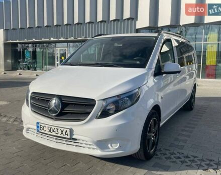 Белый Мерседес Вито, объемом двигателя 2.14 л и пробегом 182 тыс. км за 26500 $, фото 7 на Automoto.ua