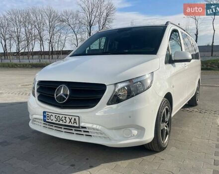 Белый Мерседес Вито, объемом двигателя 2.14 л и пробегом 182 тыс. км за 26500 $, фото 5 на Automoto.ua