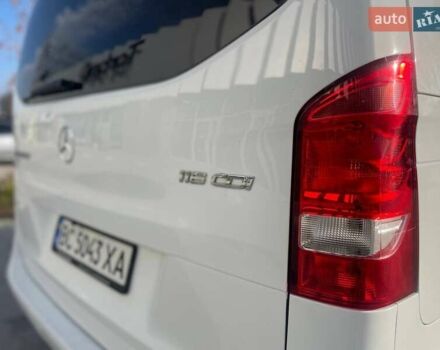 Белый Мерседес Вито, объемом двигателя 2.14 л и пробегом 182 тыс. км за 26500 $, фото 13 на Automoto.ua