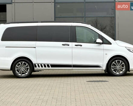 Белый Мерседес Вито, объемом двигателя 2.14 л и пробегом 241 тыс. км за 35500 $, фото 4 на Automoto.ua