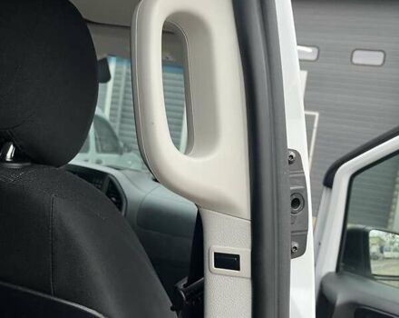 Белый Мерседес Вито, объемом двигателя 1.95 л и пробегом 247 тыс. км за 26550 $, фото 45 на Automoto.ua