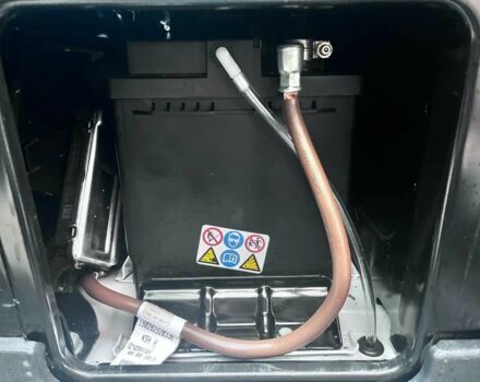 Білий Мерседес Віто, об'ємом двигуна 2 л та пробігом 237 тис. км за 26950 $, фото 23 на Automoto.ua