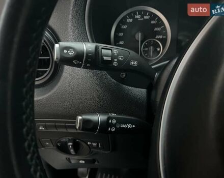 Белый Мерседес Вито, объемом двигателя 1.95 л и пробегом 247 тыс. км за 26550 $, фото 11 на Automoto.ua