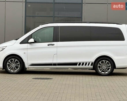 Белый Мерседес Вито, объемом двигателя 2.14 л и пробегом 241 тыс. км за 35500 $, фото 5 на Automoto.ua