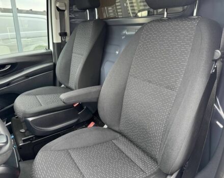 Белый Мерседес Вито, объемом двигателя 2 л и пробегом 186 тыс. км за 25500 $, фото 19 на Automoto.ua