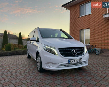 Белый Мерседес Вито, объемом двигателя 2.2 л и пробегом 177 тыс. км за 27200 $, фото 16 на Automoto.ua