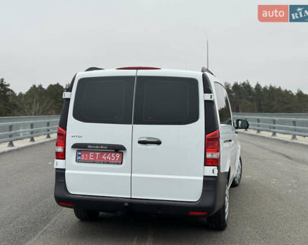 Белый Мерседес Вито, объемом двигателя 1.8 л и пробегом 223 тыс. км за 20900 $, фото 9 на Automoto.ua