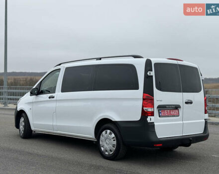 Белый Мерседес Вито, объемом двигателя 1.8 л и пробегом 223 тыс. км за 20900 $, фото 5 на Automoto.ua