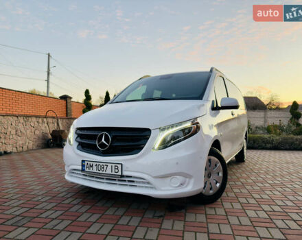 Білий Мерседес Віто, об'ємом двигуна 2.2 л та пробігом 178 тис. км за 27200 $, фото 5 на Automoto.ua