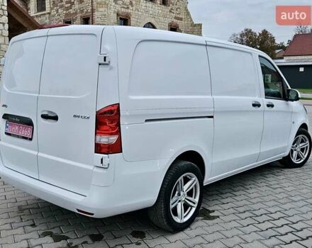 Білий Мерседес Віто, об'ємом двигуна 2 л та пробігом 154 тис. км за 22999 $, фото 3 на Automoto.ua