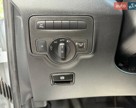 Білий Мерседес Віто, об'ємом двигуна 2.2 л та пробігом 178 тис. км за 27200 $, фото 42 на Automoto.ua