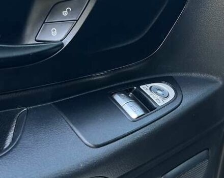 Белый Мерседес Вито, объемом двигателя 1.8 л и пробегом 199 тыс. км за 17500 $, фото 107 на Automoto.ua