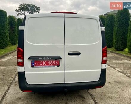 Белый Мерседес Вито, объемом двигателя 1.8 л и пробегом 199 тыс. км за 17500 $, фото 57 на Automoto.ua