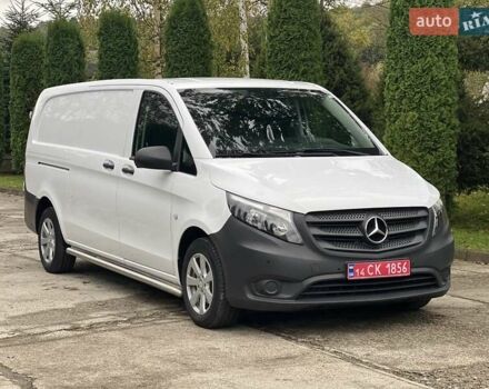 Белый Мерседес Вито, объемом двигателя 1.8 л и пробегом 199 тыс. км за 17500 $, фото 29 на Automoto.ua