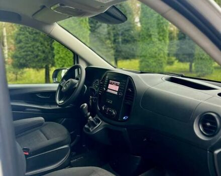 Белый Мерседес Вито, объемом двигателя 1.8 л и пробегом 199 тыс. км за 17500 $, фото 89 на Automoto.ua