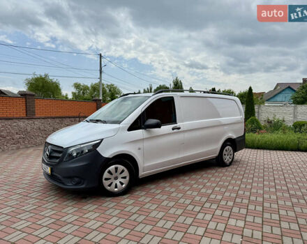 Білий Мерседес Віто, об'ємом двигуна 2.2 л та пробігом 176 тис. км за 22500 $, фото 7 на Automoto.ua