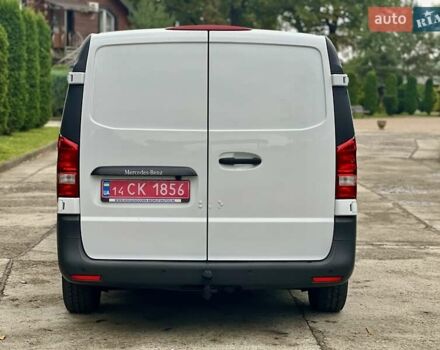 Белый Мерседес Вито, объемом двигателя 1.8 л и пробегом 199 тыс. км за 17500 $, фото 37 на Automoto.ua