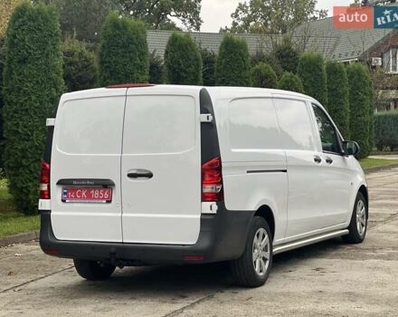 Белый Мерседес Вито, объемом двигателя 1.8 л и пробегом 199 тыс. км за 17500 $, фото 63 на Automoto.ua