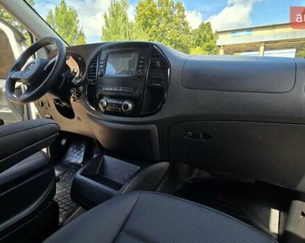 Белый Мерседес Вито, объемом двигателя 2 л и пробегом 194 тыс. км за 25700 $, фото 6 на Automoto.ua