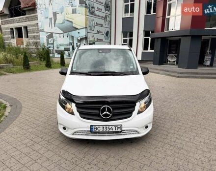 Белый Мерседес Вито, объемом двигателя 1.95 л и пробегом 250 тыс. км за 33500 $, фото 3 на Automoto.ua
