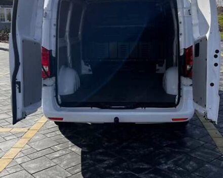 Белый Мерседес Вито, объемом двигателя 2 л и пробегом 258 тыс. км за 22500 $, фото 19 на Automoto.ua