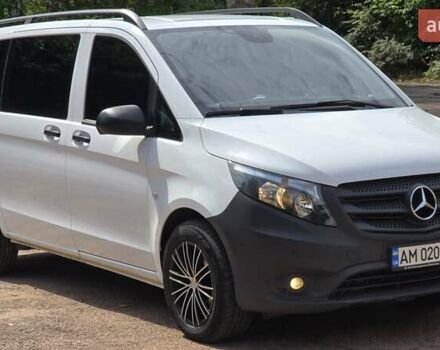 Белый Мерседес Вито, объемом двигателя 2 л и пробегом 194 тыс. км за 25700 $, фото 1 на Automoto.ua