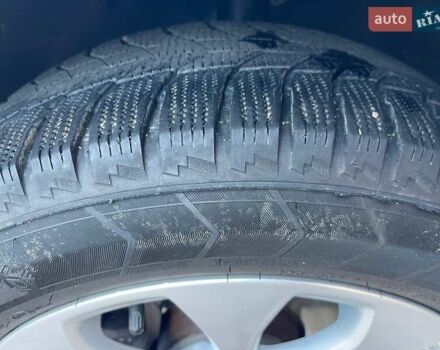 Мерседес Вито 2021 в Черновцах на Automoto.ua Белый Мерседес Вито, объемом двигателя 1.95 л и пробегом 287 тыс. км за 26900 $, фото 17 на Automoto.ua