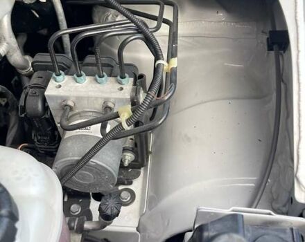 Мерседес Вито 2021 в Черновцах на Automoto.ua Белый Мерседес Вито, объемом двигателя 1.95 л и пробегом 287 тыс. км за 26900 $, фото 89 на Automoto.ua