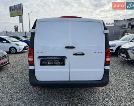 Белый Мерседес Вито, объемом двигателя 1.75 л и пробегом 46 тыс. км за 21250 $, фото 10 на Automoto.ua