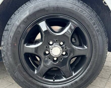 Белый Мерседес Вито, объемом двигателя 2 л и пробегом 250 тыс. км за 31999 $, фото 24 на Automoto.ua