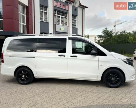 Белый Мерседес Вито, объемом двигателя 2 л и пробегом 250 тыс. км за 31999 $, фото 10 на Automoto.ua