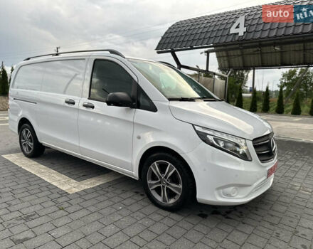 Белый Мерседес Вито, объемом двигателя 2.1 л и пробегом 265 тыс. км за 27500 $, фото 8 на Automoto.ua