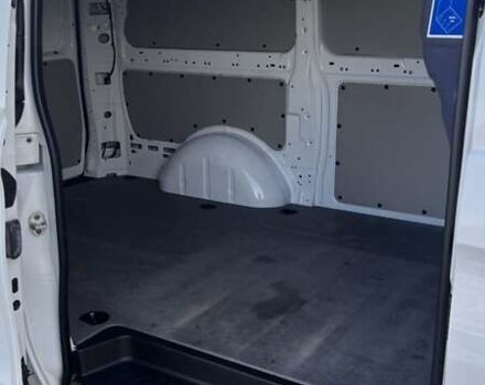 Белый Мерседес Вито, объемом двигателя 2 л и пробегом 258 тыс. км за 22500 $, фото 13 на Automoto.ua