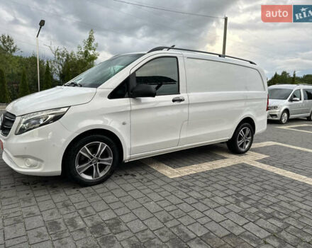 Белый Мерседес Вито, объемом двигателя 2.1 л и пробегом 265 тыс. км за 27500 $, фото 1 на Automoto.ua
