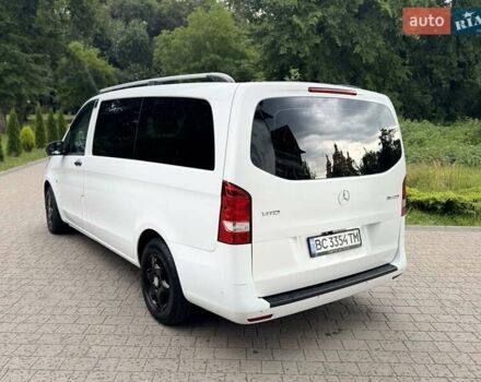 Белый Мерседес Вито, объемом двигателя 2 л и пробегом 250 тыс. км за 31999 $, фото 1 на Automoto.ua