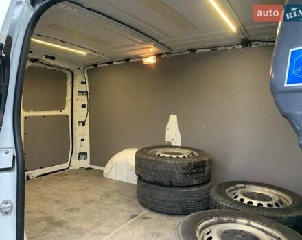 Белый Мерседес Вито, объемом двигателя 1.95 л и пробегом 227 тыс. км за 23900 $, фото 16 на Automoto.ua